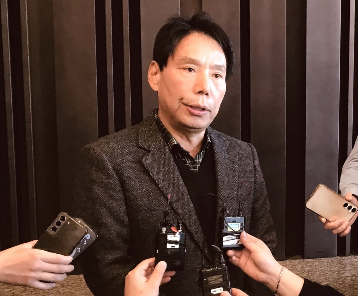 三分又崩了！约基奇半场24分掘金落后16连败的奇才12分
