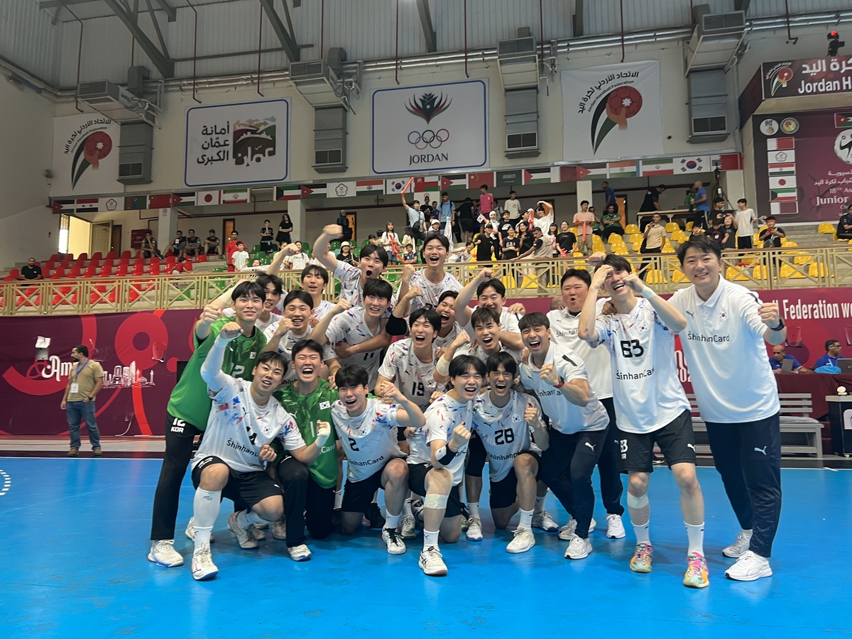 悬念再起！小见洋太左脚推射破门 新潟天鹅3-3名古屋鲸鱼