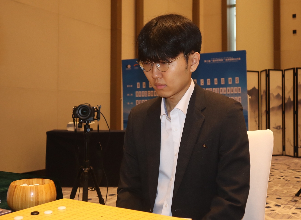 记者：梅里诺将伤缺两月 预计10月国际比赛日后复出