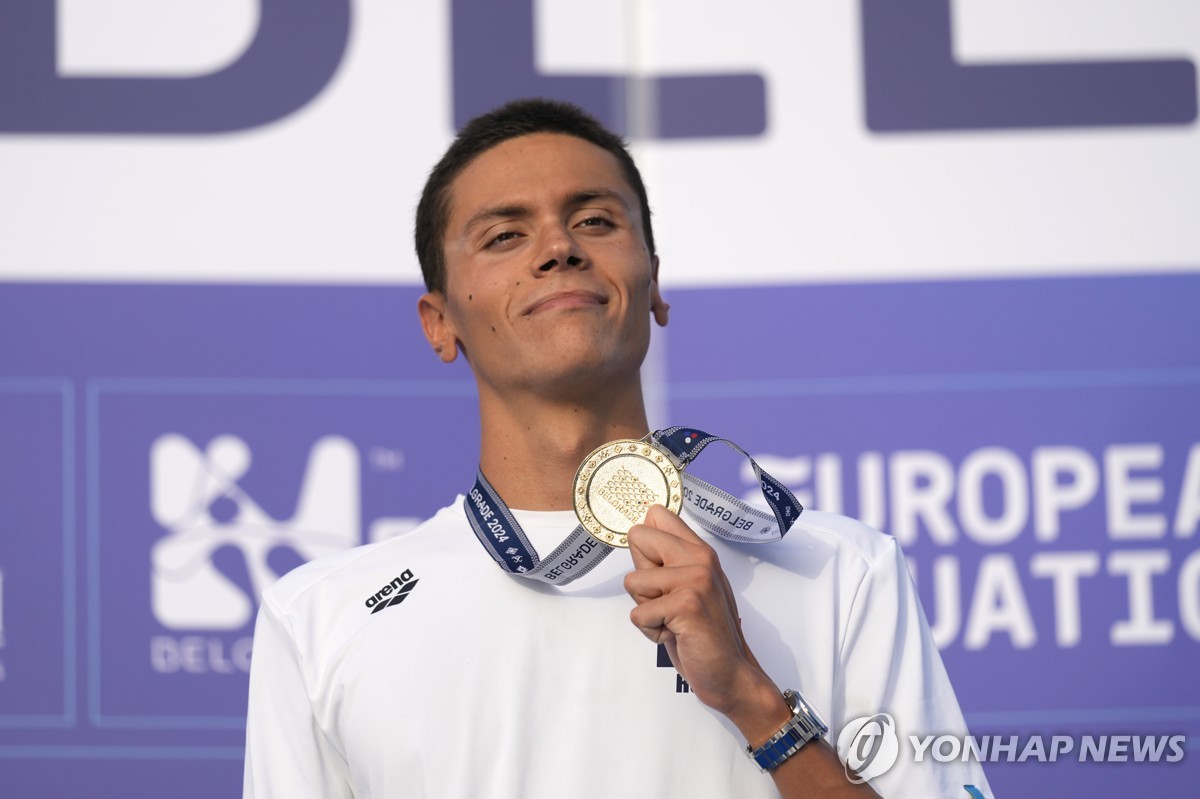 西班牙六台：居莱尔今晚将首发出战利物浦
