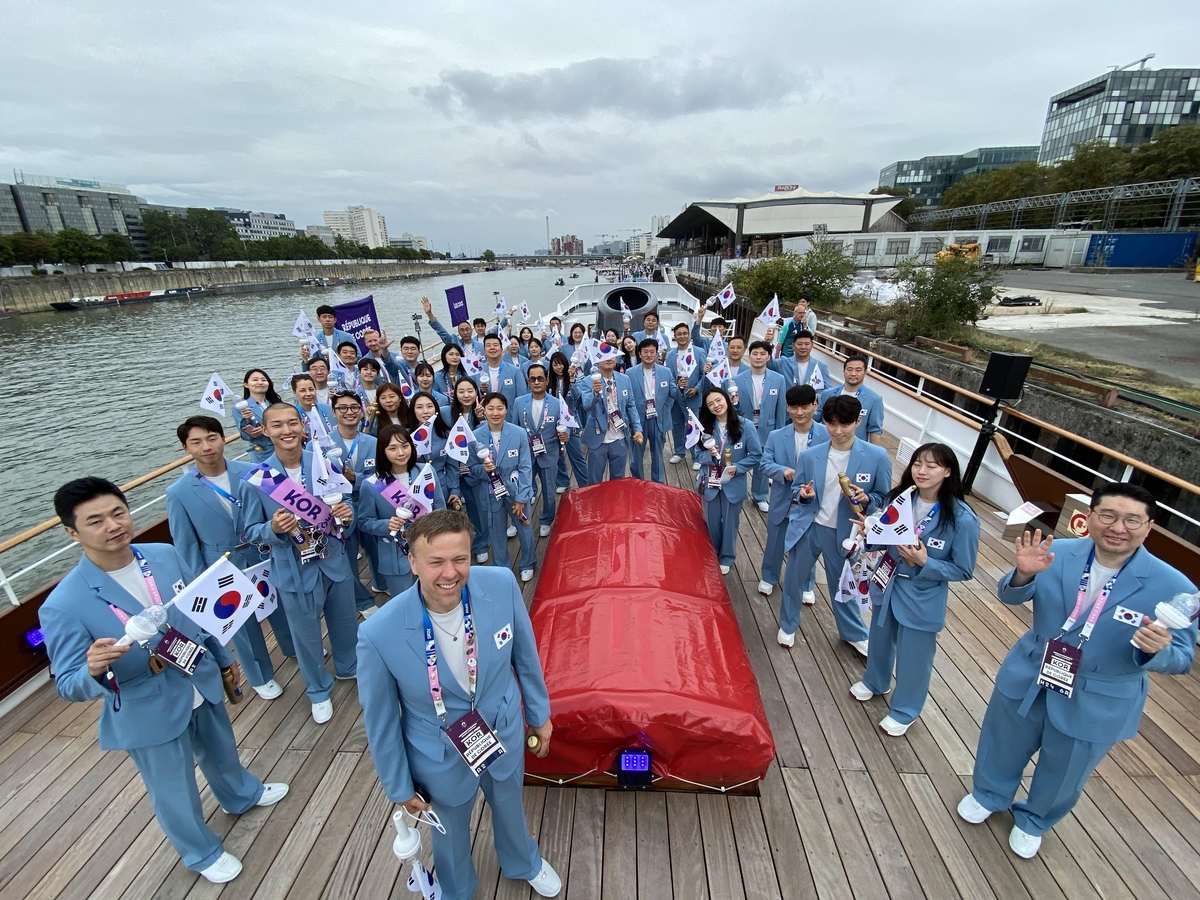 赵鹏：不知海港在亚冠为何要保留，回来足协杯夺冠又能怎样？